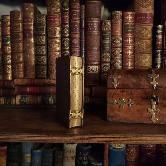 1868 Diurnal de Bayeux | Double Clasp & Ermine Gauffered Pages