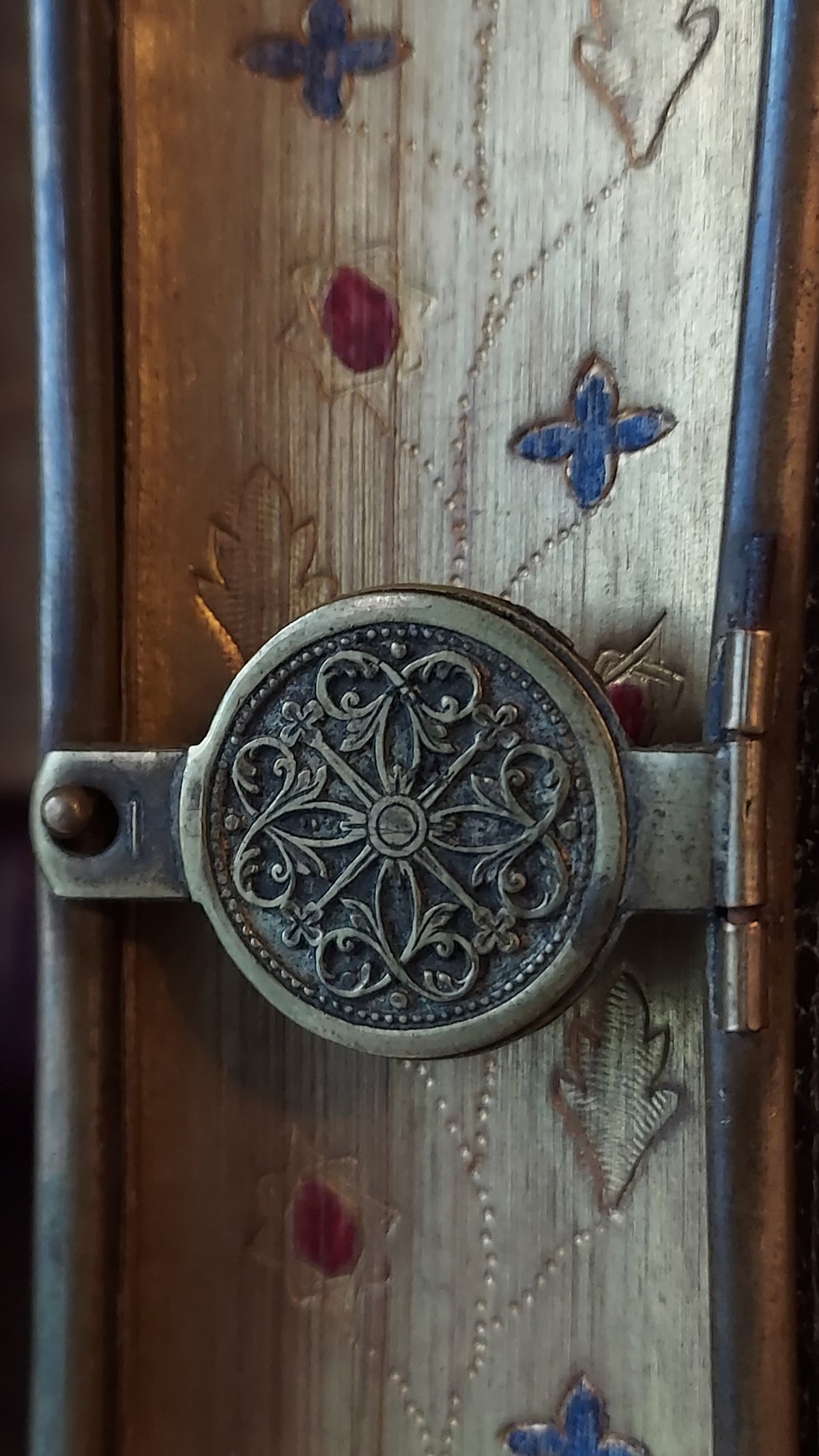 1850s Parioissien Romain | Hand-Painted Gauffered Edges w/Clasp