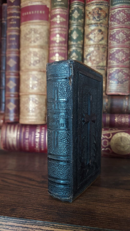 1890 Paroissien Romain | Miniature Clasped Binding