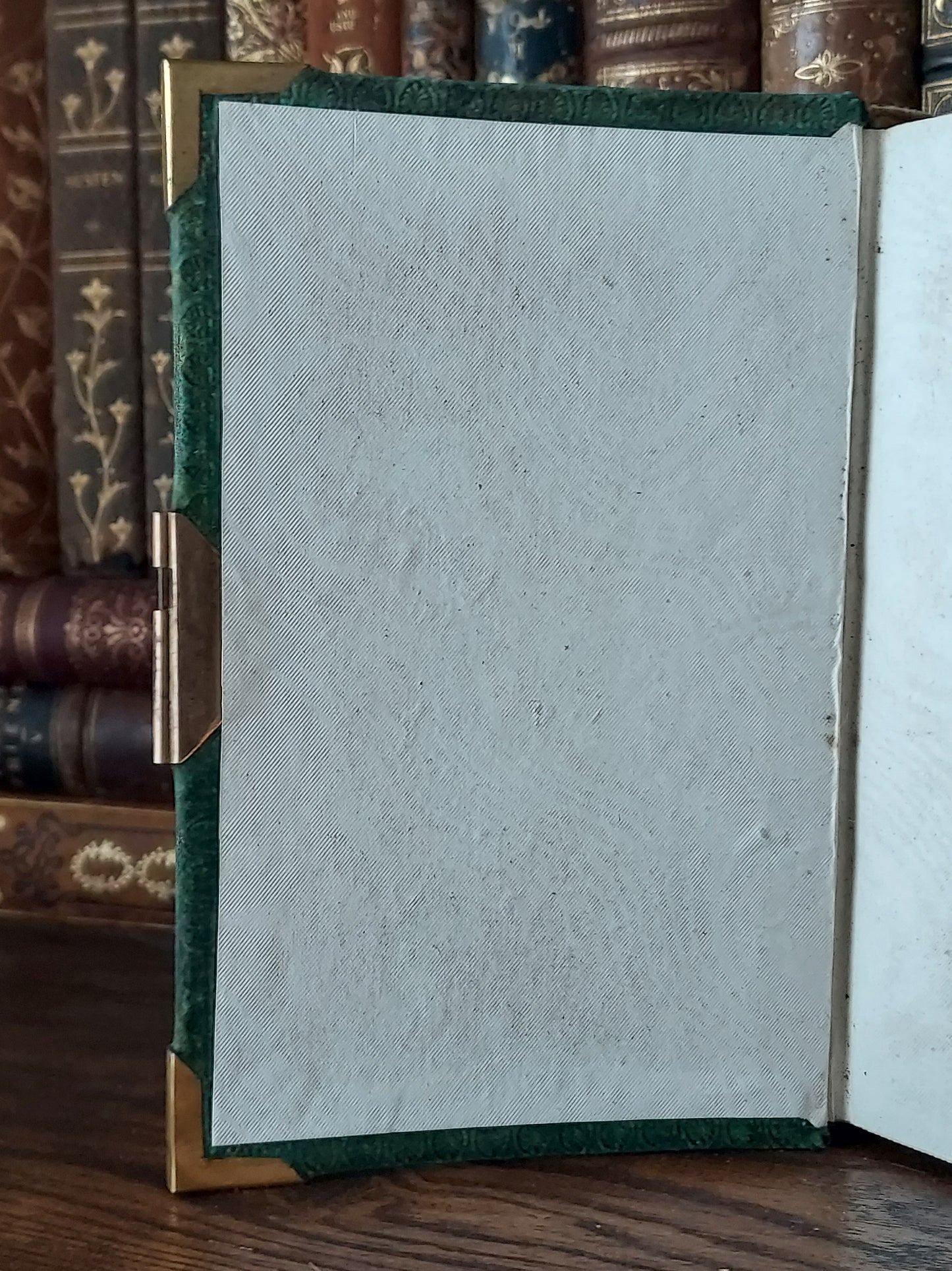 1838 Paroissien Complet | Green Velvet & Cross Clasp