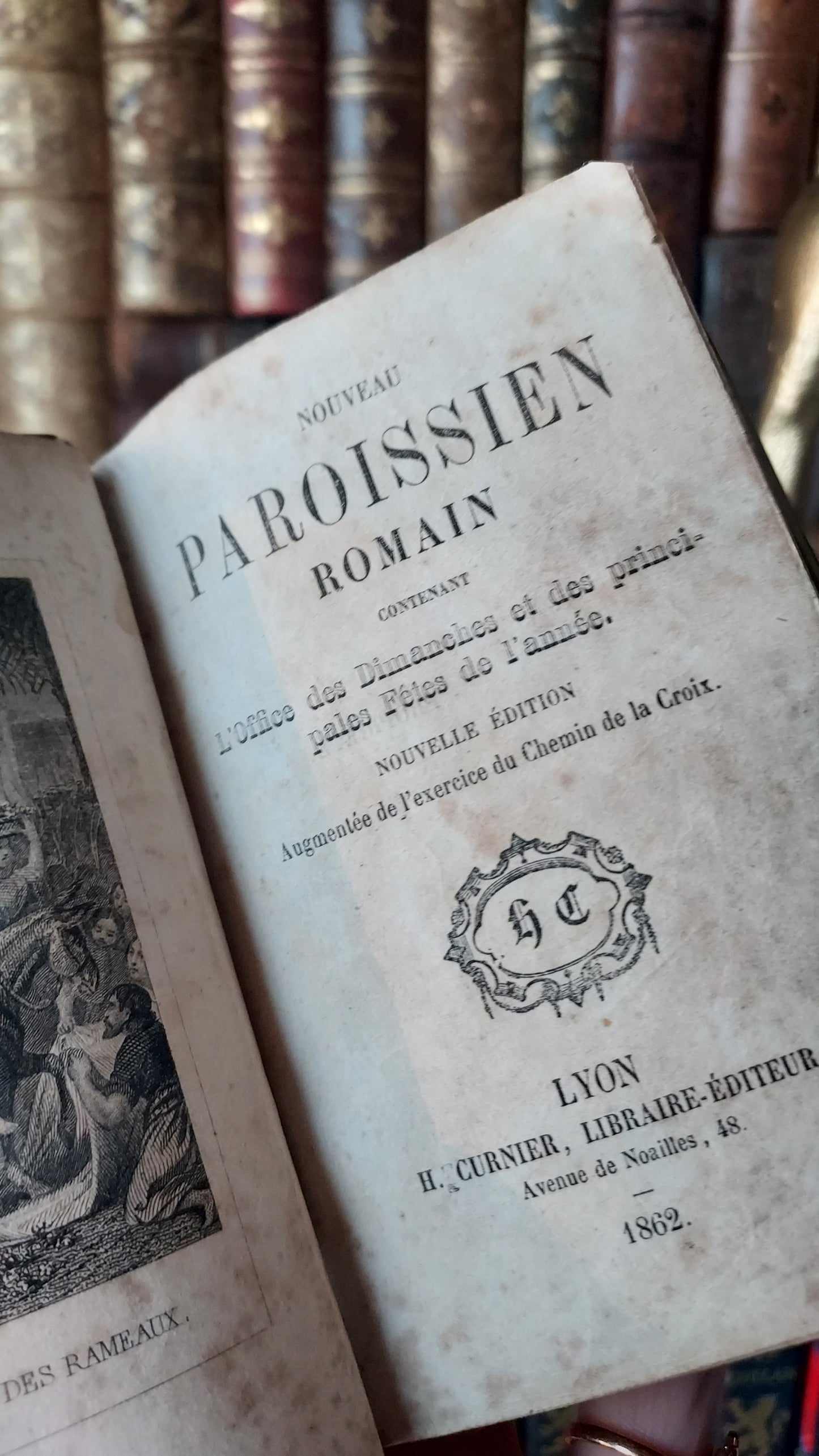 1862 Paroissien Romain | Floral Clasp & Dotted Gauffered Edge