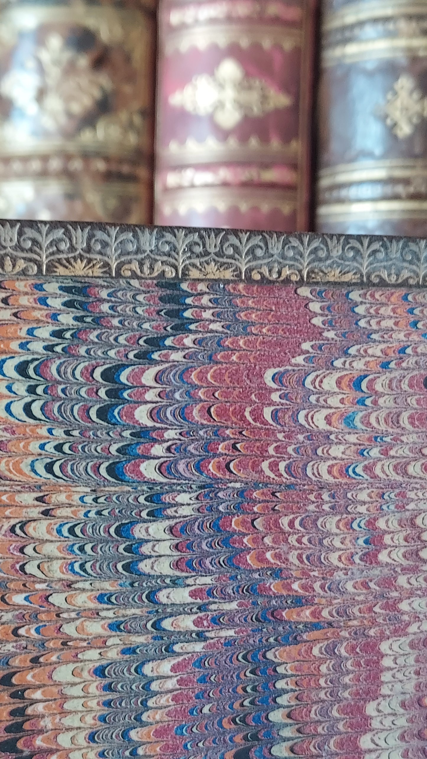 1857 Paroissien Romain | Gauffered Star Blue Edge