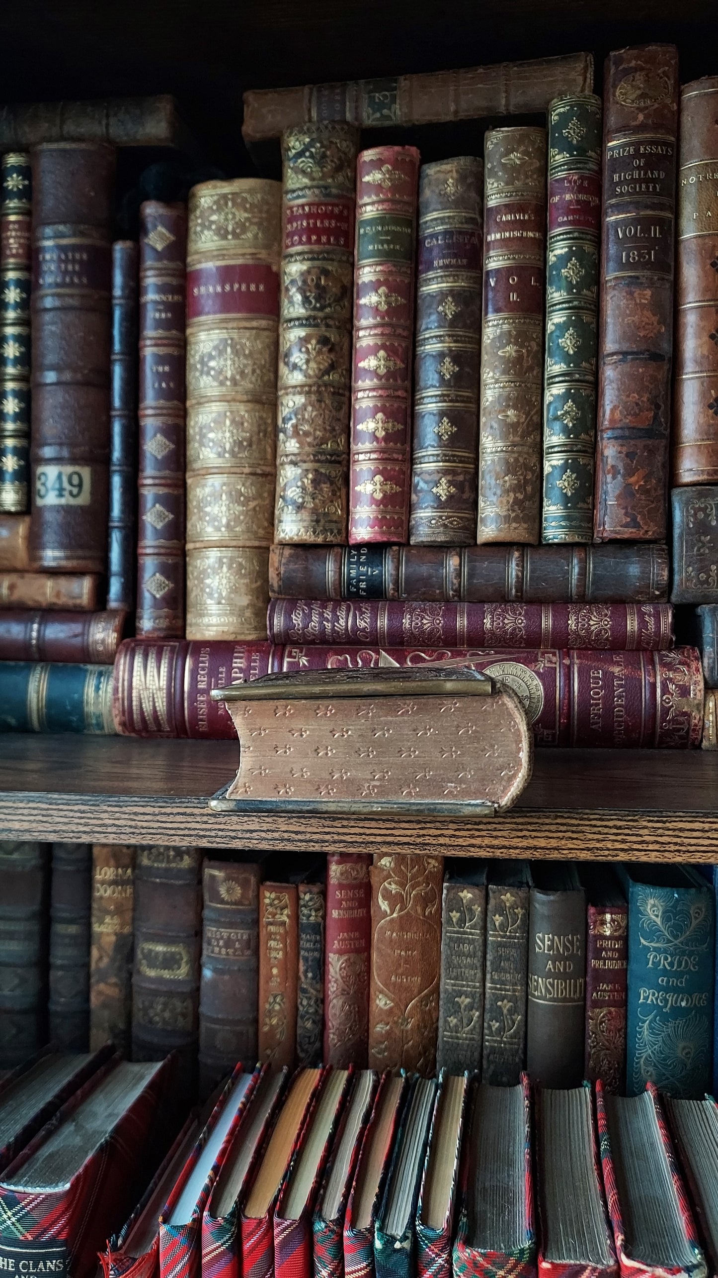 1870 Vollständige Sammlung ausgewählter Gebete | German Ermine Gauffered Edge