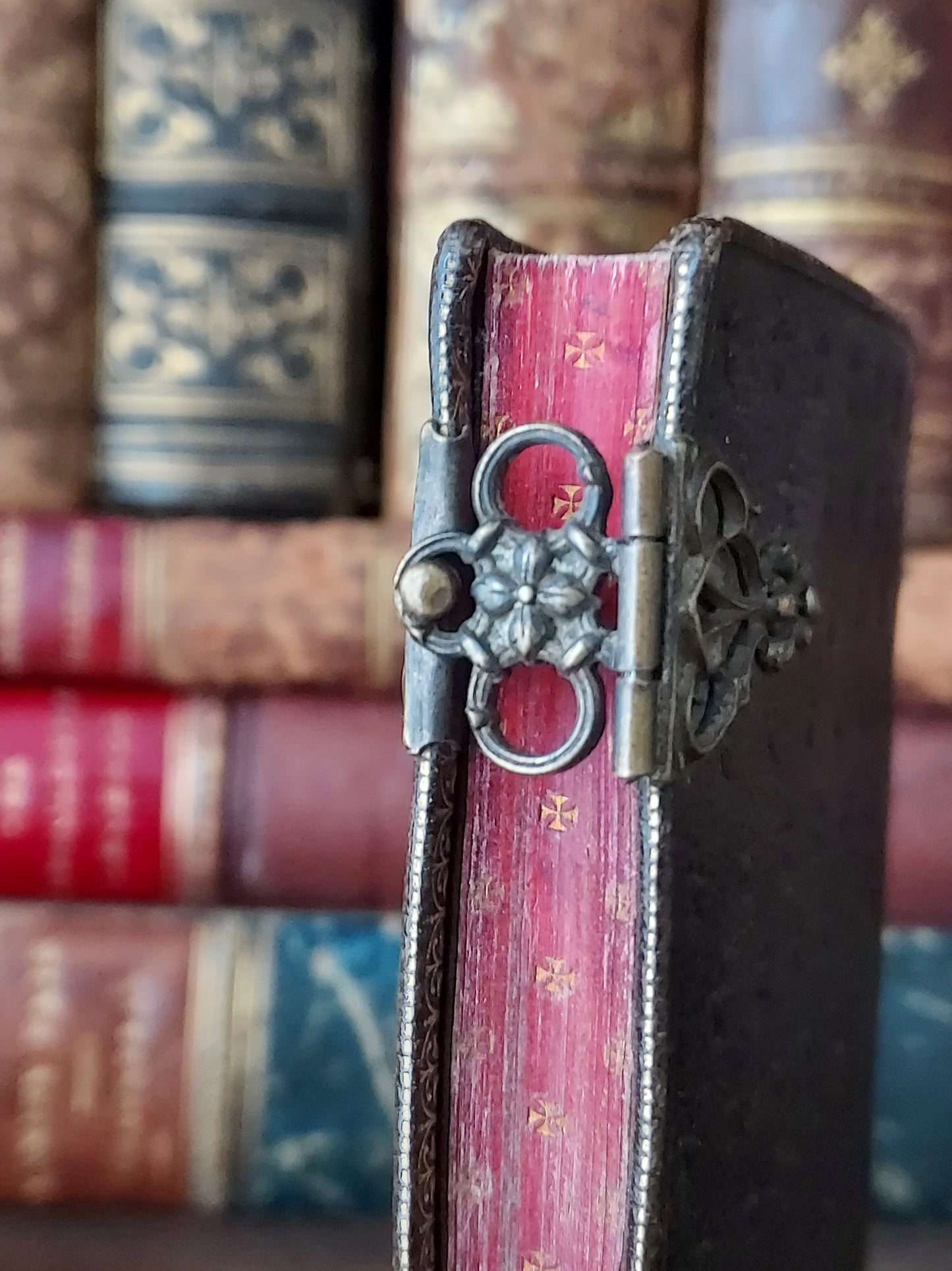 1859 Petit Paroissien | Red Gauffered Page Edges and Gothic Double Clasp