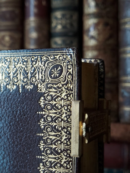 1873 Recueil de prieres: Ornate Double Clasp Binding w/ Paisley Fore-Edge Painting
