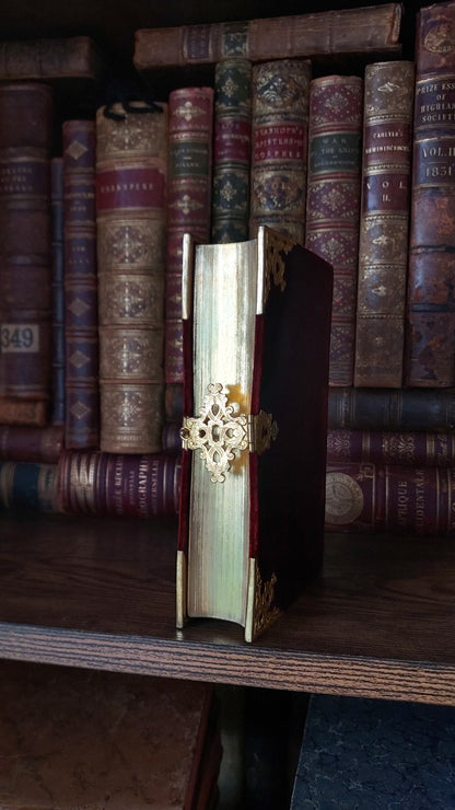 1846 Paroissien Latin-Français | Scarlet Velvet w/Large Gold Clasp