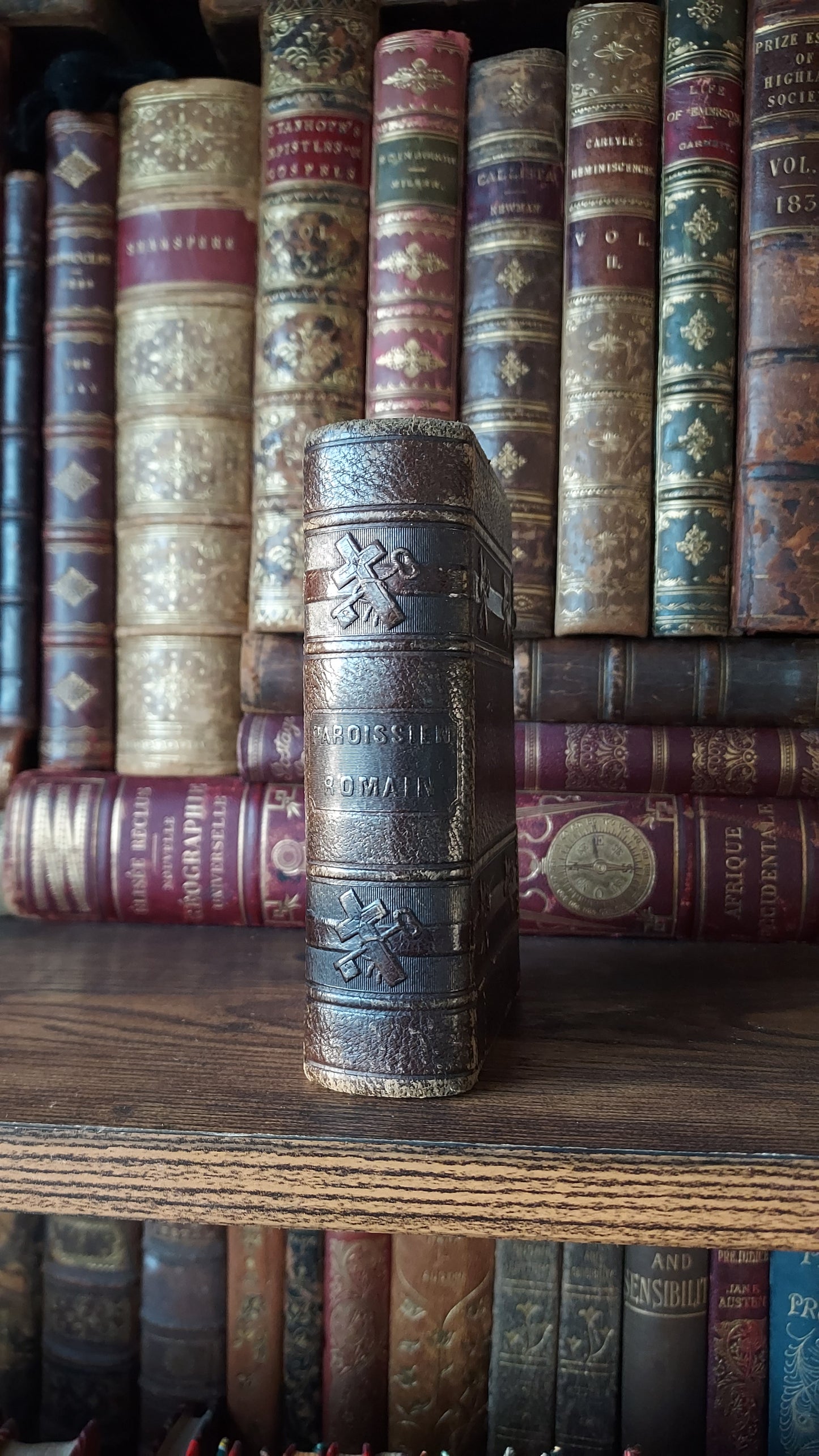 1863 Paroissien Romain | Red Pages and Cross Clasp