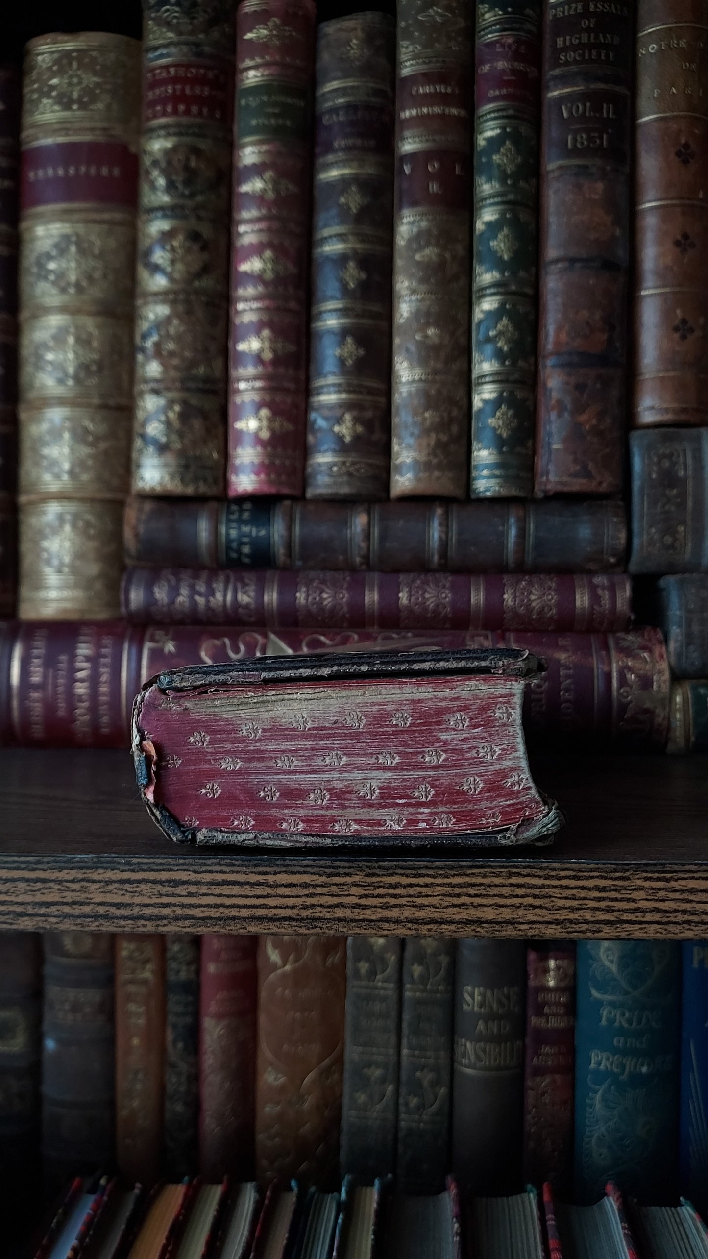 1850s Paroissien Romain | Textured Cover & Red Gauffered Edge