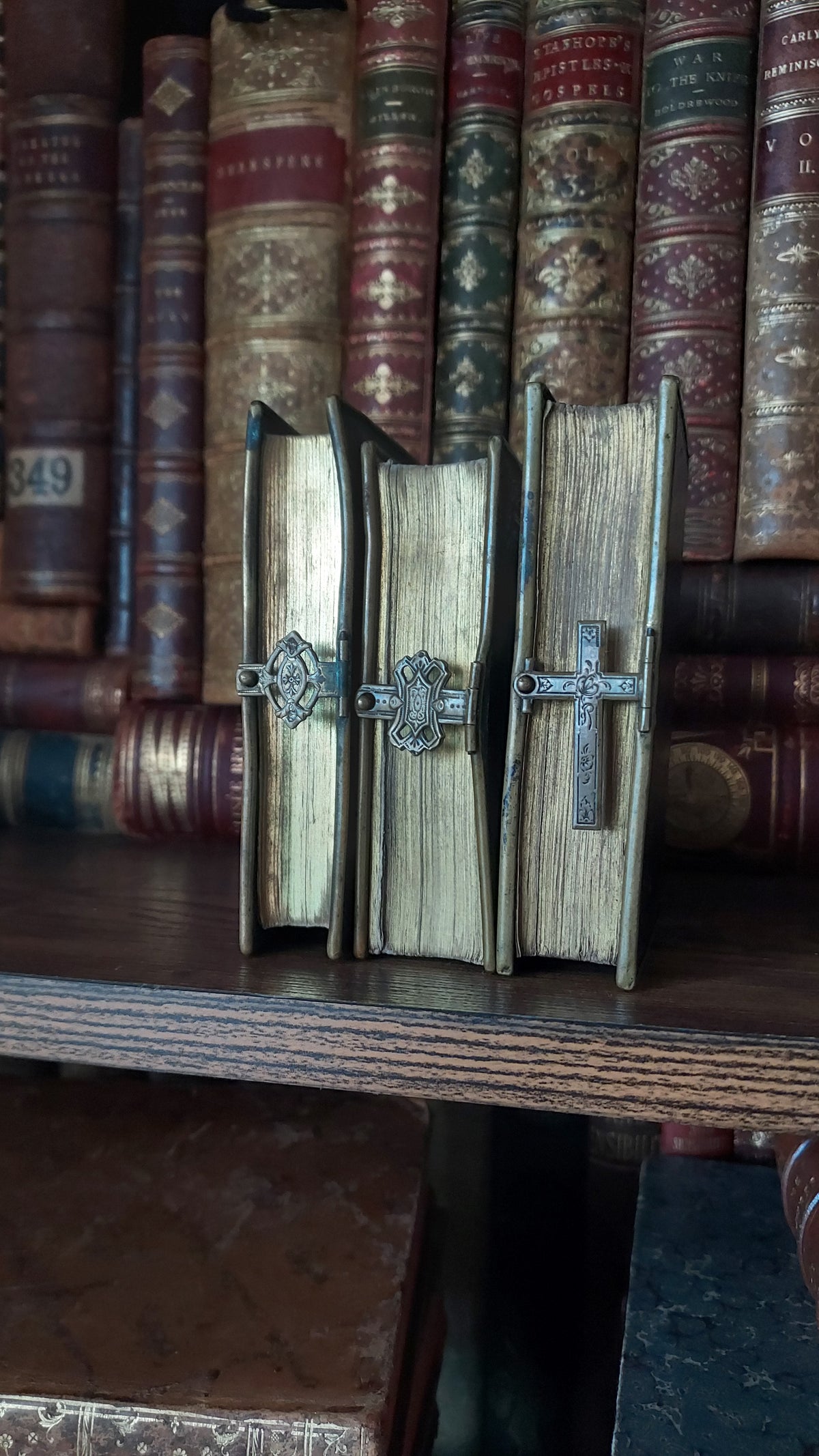 1890 Paroissien Romain | Miniature Clasped Binding