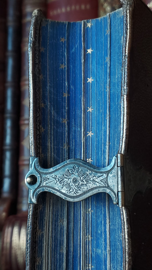 1857 Paroissien Romain | Gauffered Star Blue Edge
