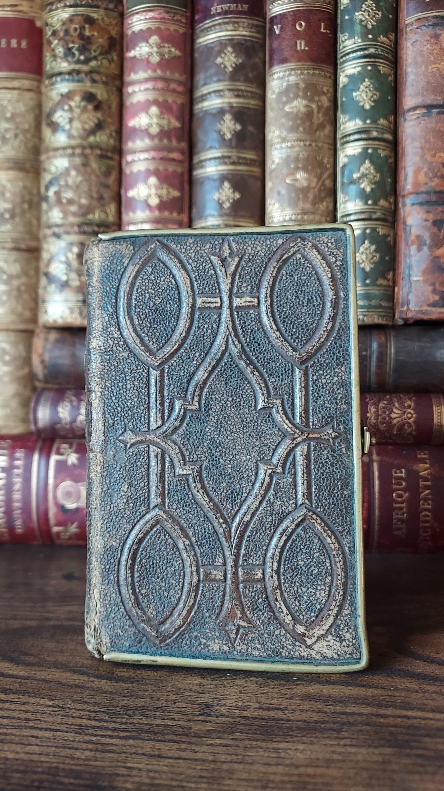 1870s Paroissien Romain | Mini w/Gauffered Stars