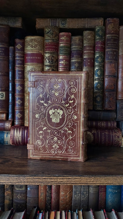 1902 Le Nouveau Testament & Prayer Card | Hand-Illuminated, Stamped by L. Angeli