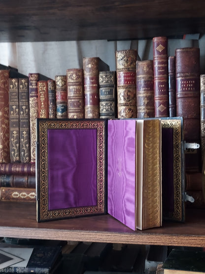 1900s Heures Romaines | Stamped Taffin Master Binding