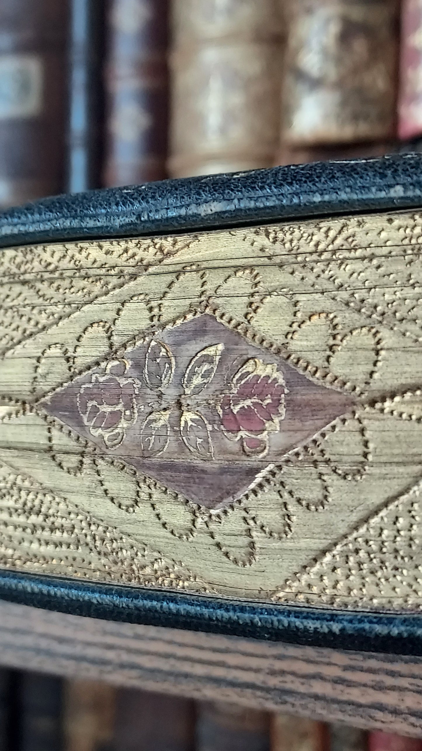 1897 Manuale di Filotea | Hand-Painted Rose Gauffered Edges