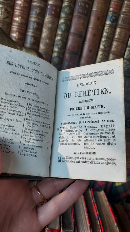 1870s Paroissien Romain | Mini w/Gauffered Stars