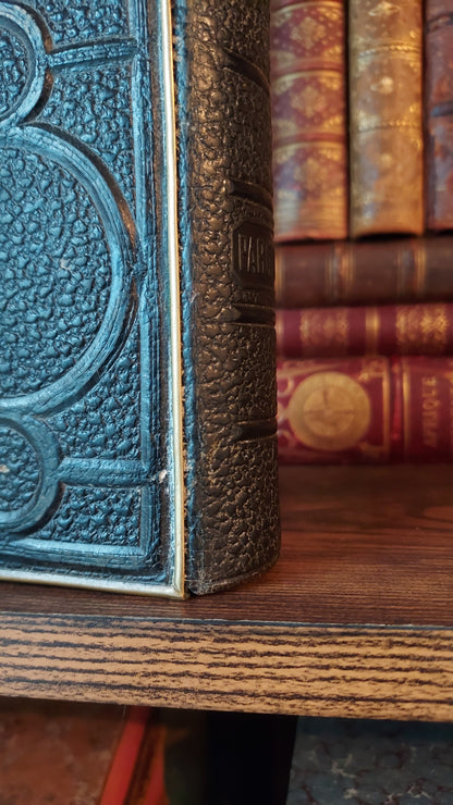 1850s Parioissien Romain | Hand-Painted Gauffered Edges w/Clasp