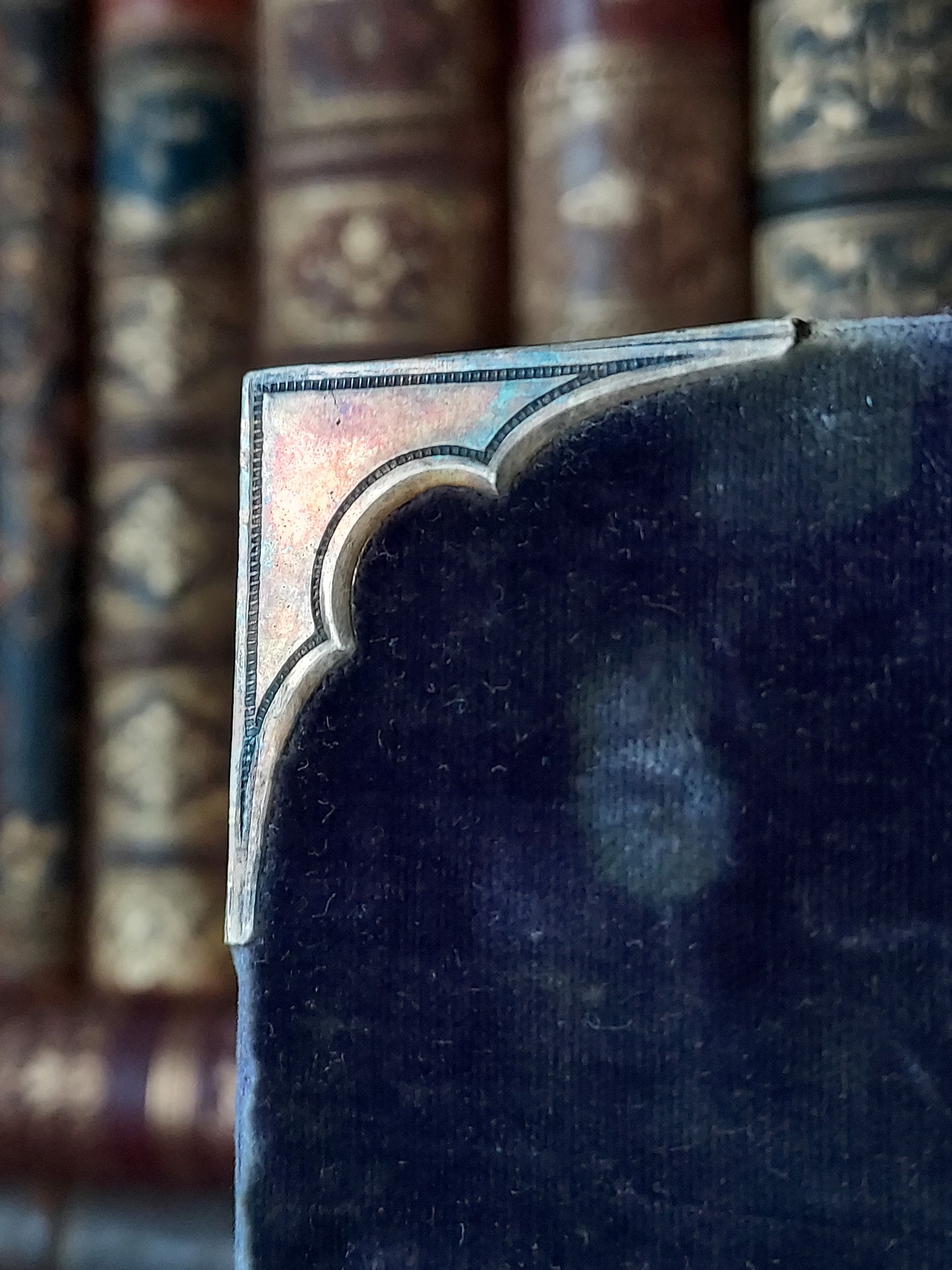19th-century La Giornata del Cristiano | Blue Velvet & a Cross Clasp