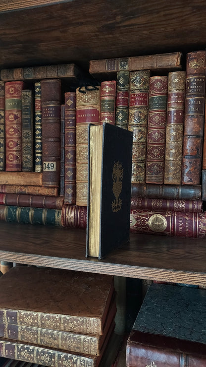 1848 Black and gold | Alfred Mame Black & Gold Cartonnage