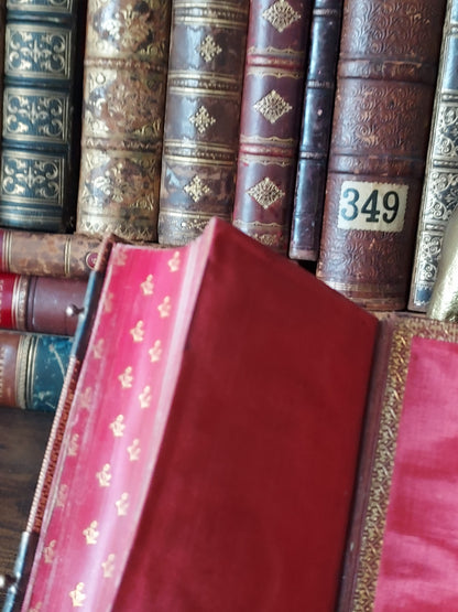 1860s Paroissien Romain, Très Complet Partie d'Hiver: Red Gauffered Edge