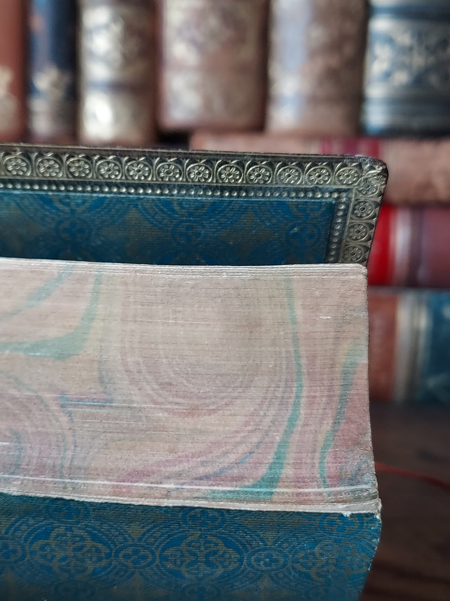 1888 Paroissien Romain Partie d'été | Hidden Marble Foreedge