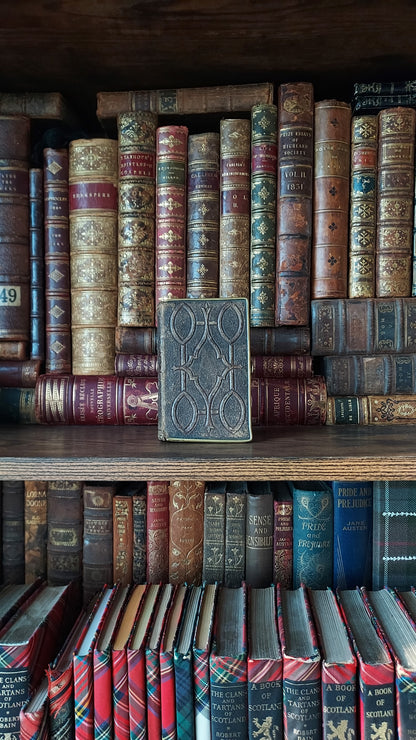 1870s Paroissien Romain | Mini w/Gauffered Stars