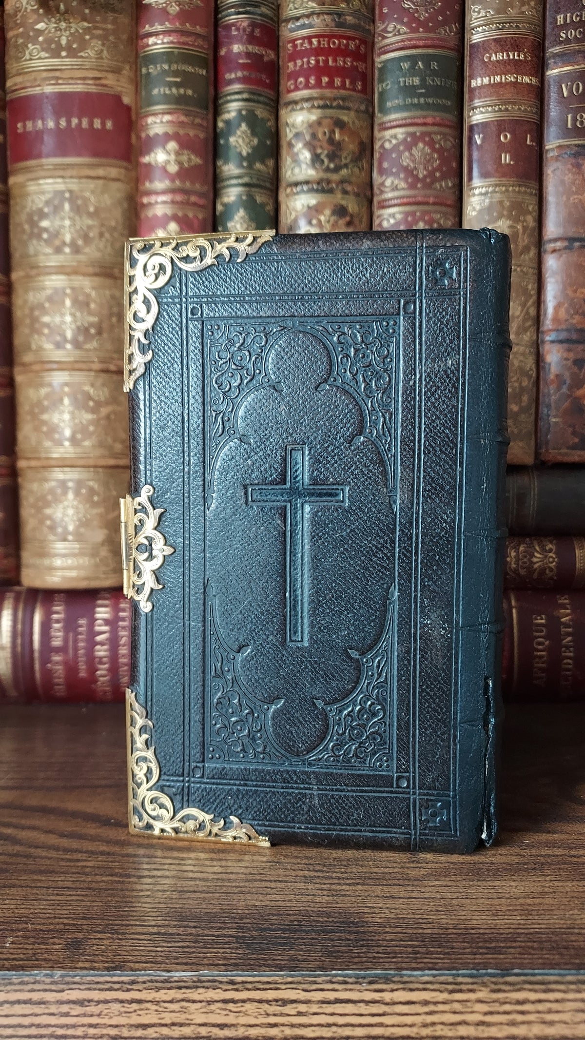 1846 Book of Common Prayer | Rare Gauffered Words and Metal Clasp