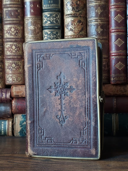 19th-century Eucologe ou Paroissien romain-éduen: Floral Gauffered Edges