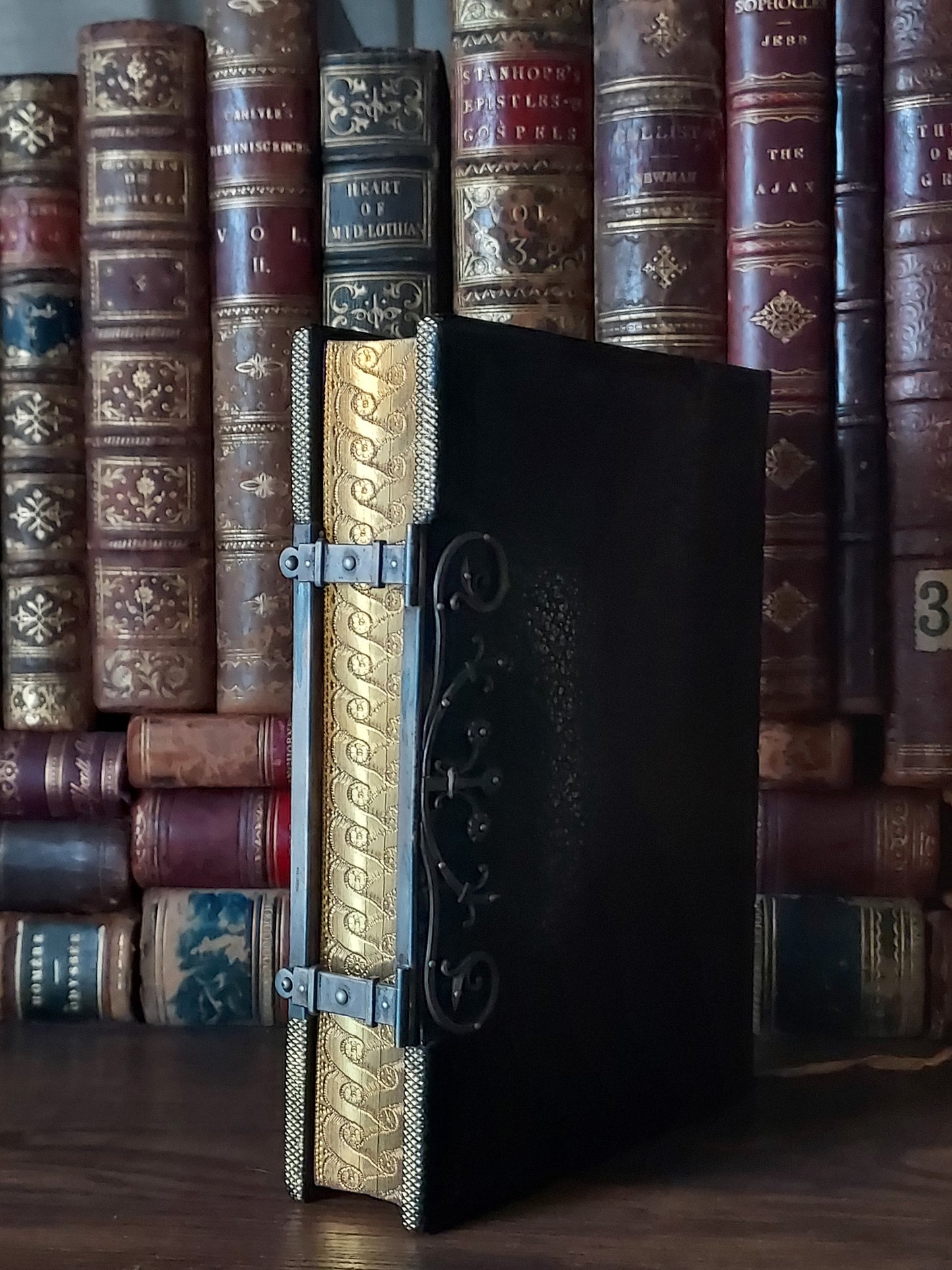 1900s Heures Romaines | Stamped Taffin Master Binding