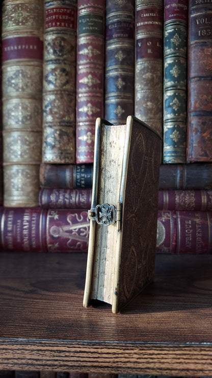 1870s Paroissien Romain | Mini w/Gauffered Stars