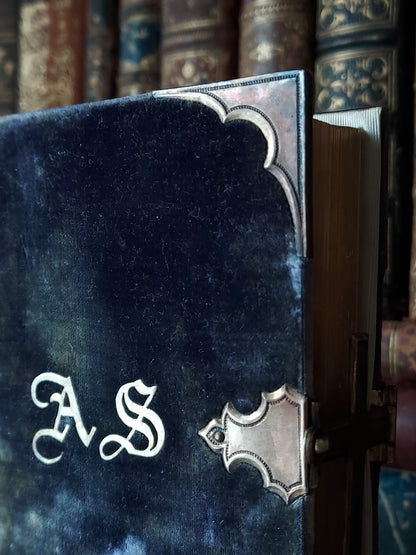 19th-century La Giornata del Cristiano | Blue Velvet & a Cross Clasp