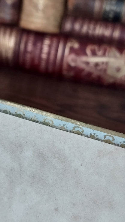 Histoire de Sainte Élisabeth de Hongrie | Mame Decorative Cartonnage Binding