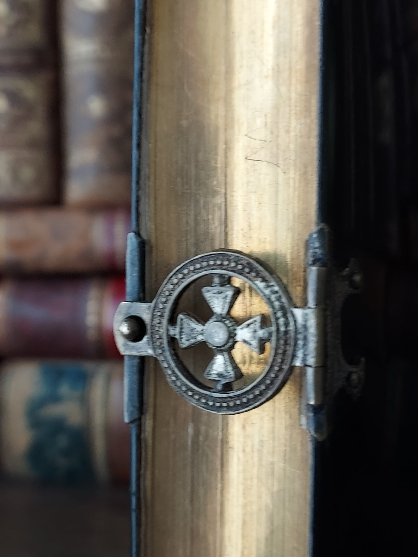 1850s Paroissien Romain | Mother-of-Pearl Cross and Purple Velvet Details