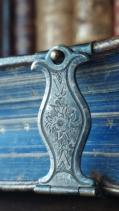 1857 Paroissien Romain | Gauffered Star Blue Edge