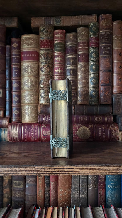 1880s Paroissien Romain | Floral Clasp