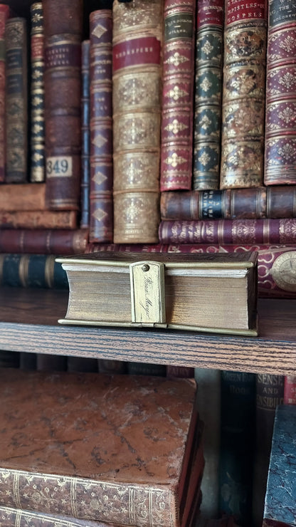 1863 The Book of Common Prayers | Custom Engraving