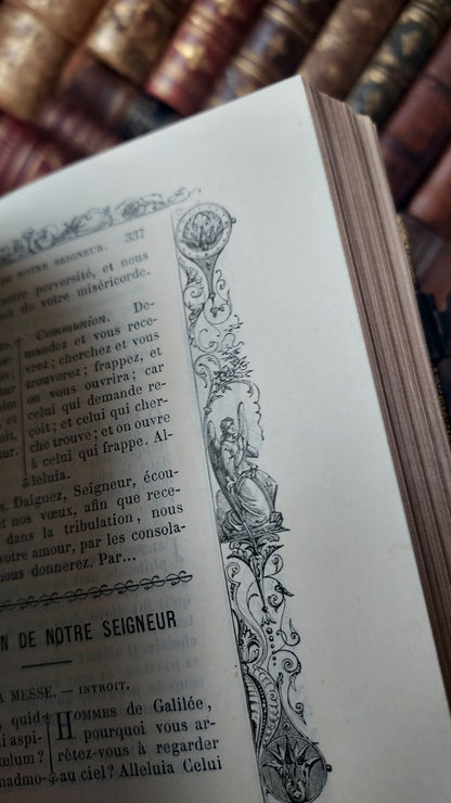1880s Missel Romain | Ornate Double Floral Clasp