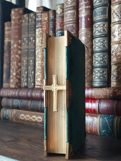1838 Paroissien Complet | Green Velvet & Cross Clasp