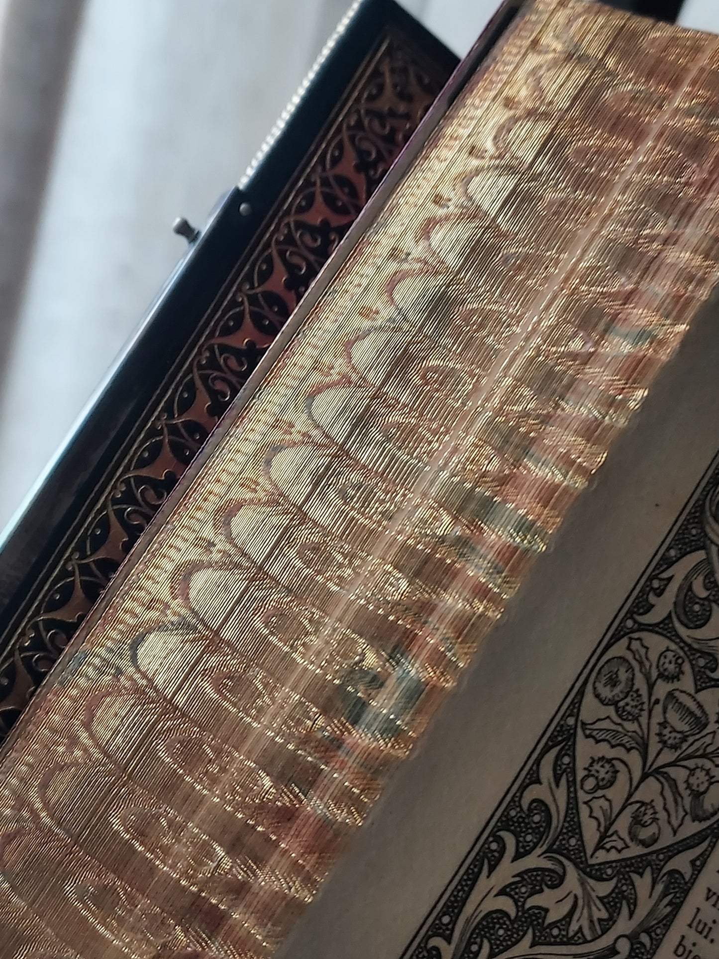 1900s Heures Romaines | Stamped Taffin Master Binding