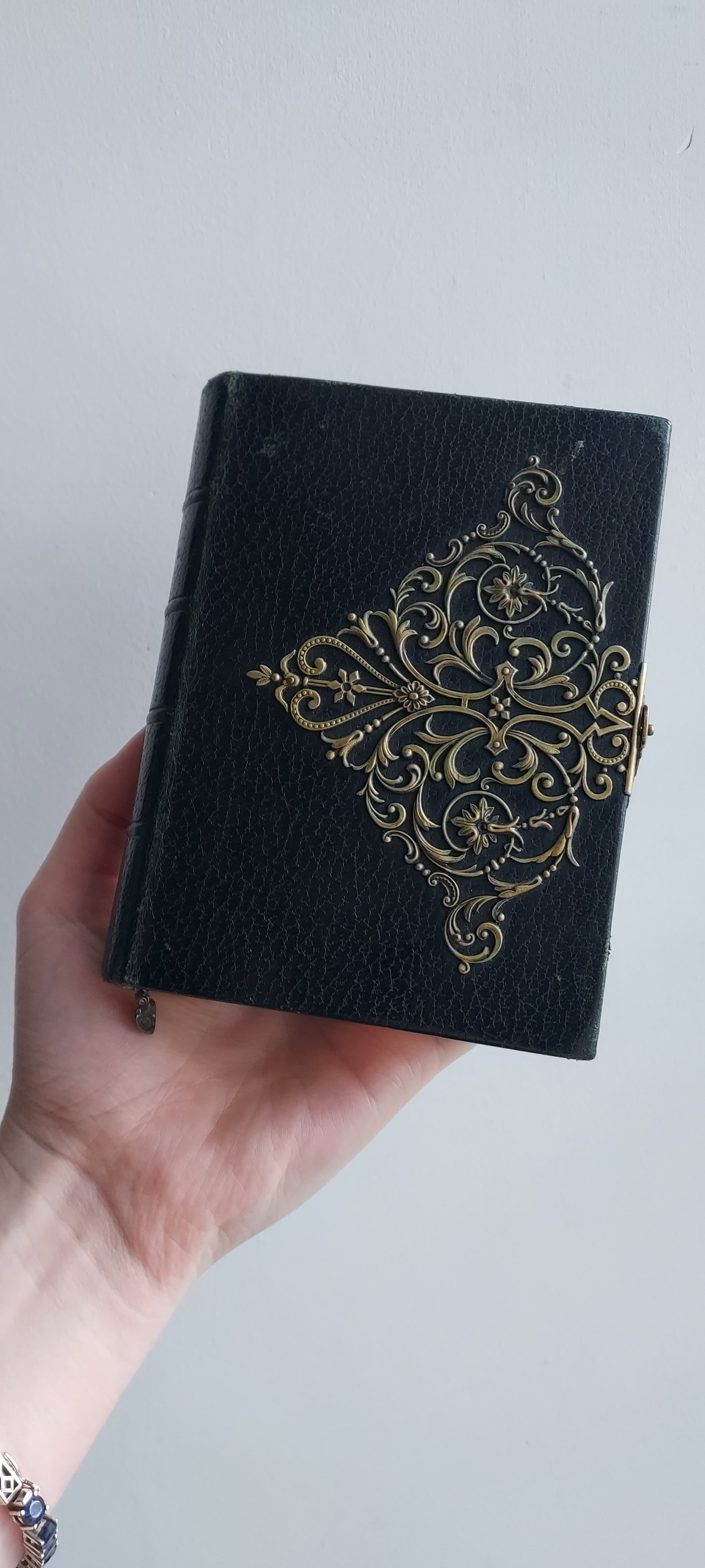 1920 French Missel Romain: Floral Metalwork and Clasp