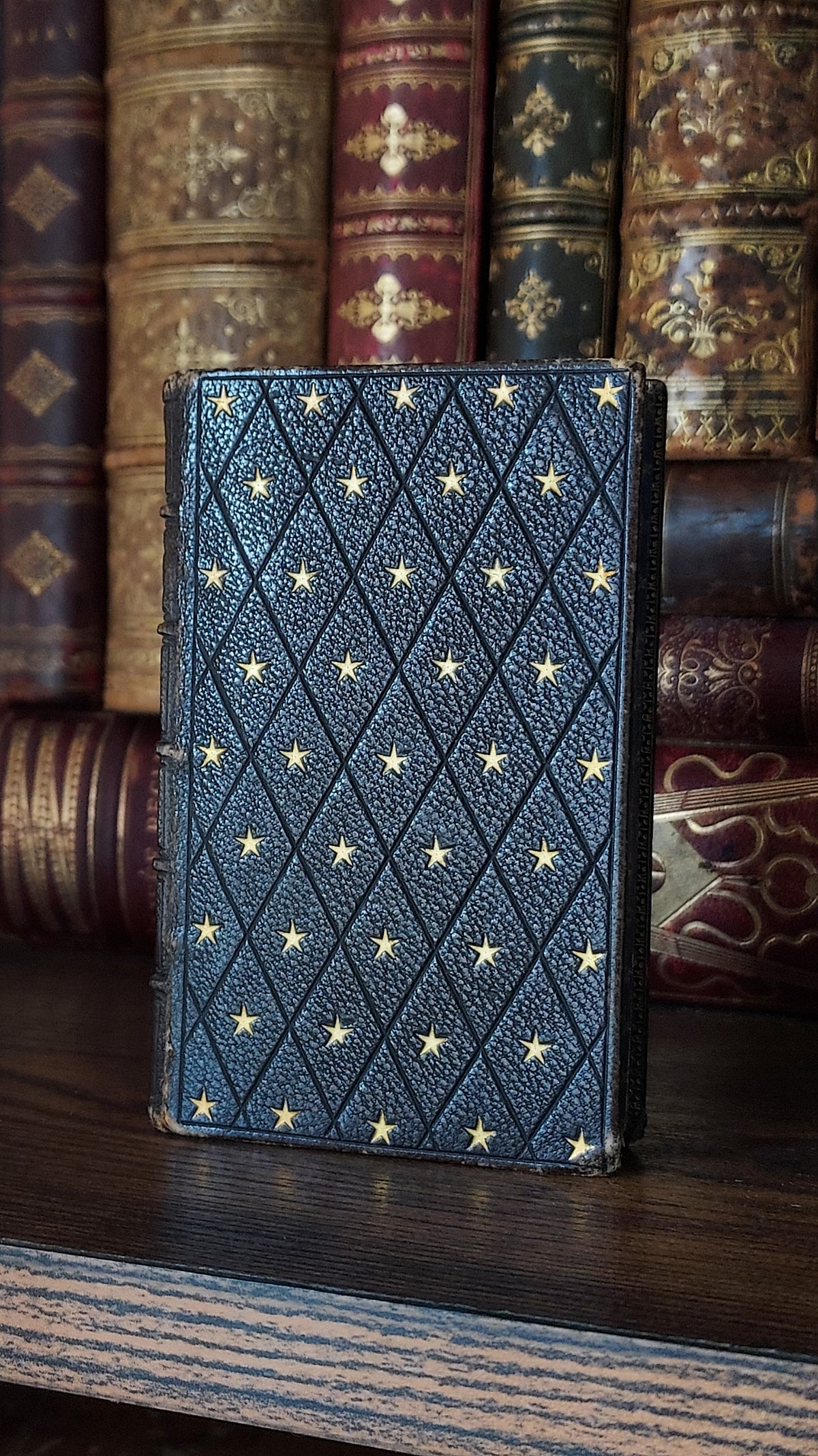 1850s L'Imitation de Jésus-Christ | Miniarture Star Binding w/Blue Gauffered Edges