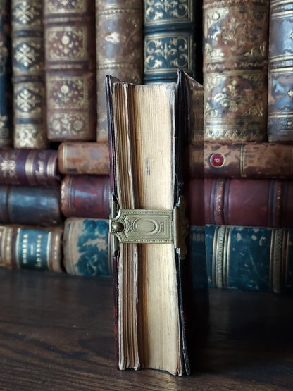 Paroissien Romain | 1890s Faux Tortoise Shell Clasp Book