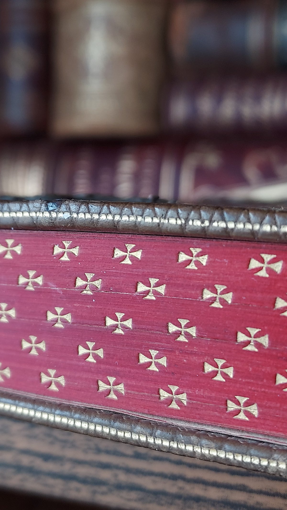 1860s Imitation de Jésus-Christ | Noble Provenance, Clasps, & Gauffered Edges