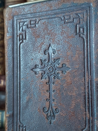 19th-century Eucologe ou Paroissien romain-éduen: Floral Gauffered Edges