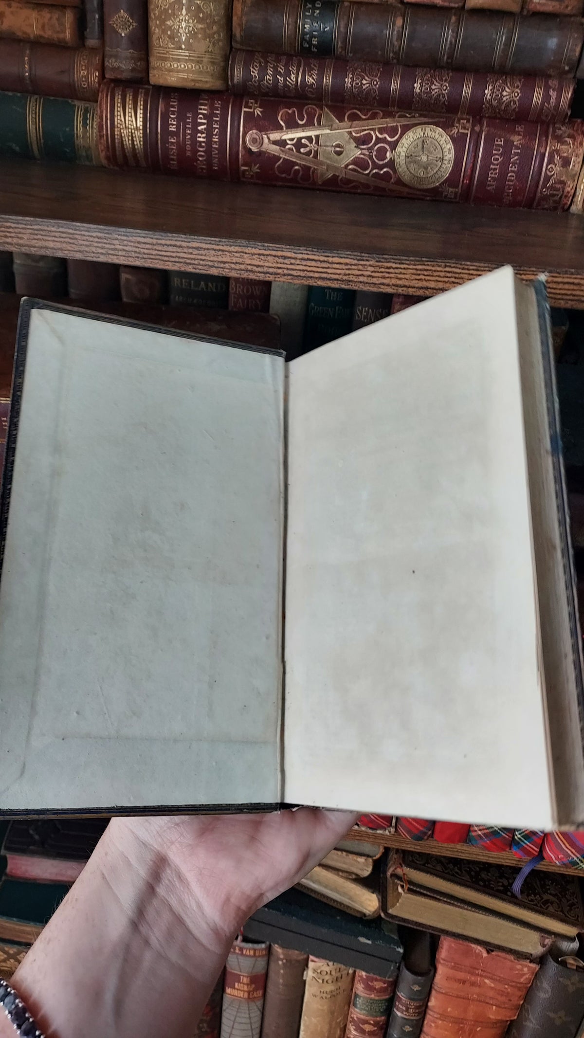 1845 Histoire d'Angleterre | Navy & Gold Cartonnage Binding