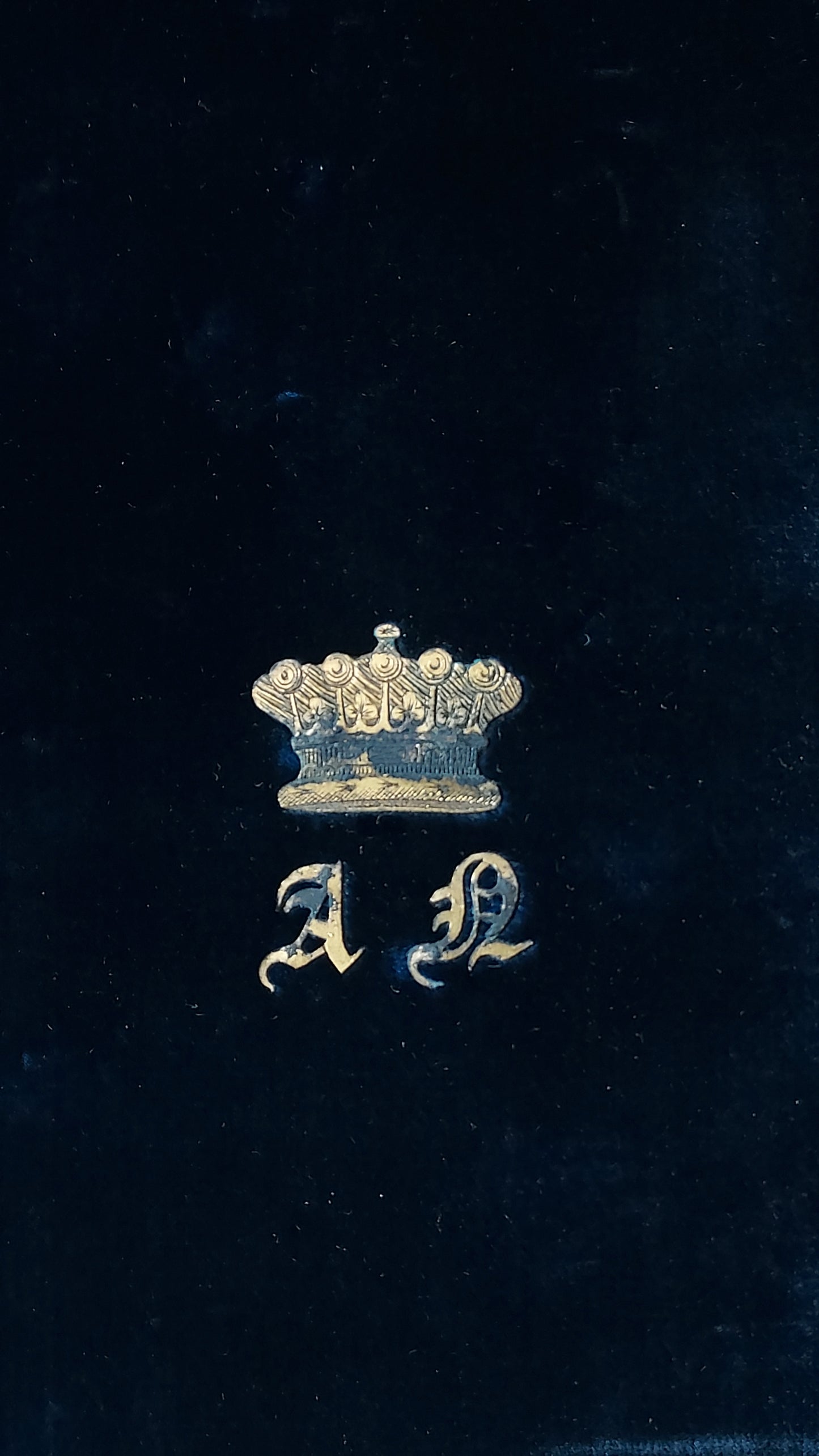 1848 L'Anima Amante | 1st Baron of Magdala w/ a Gauffered Edge, Cross Clasp