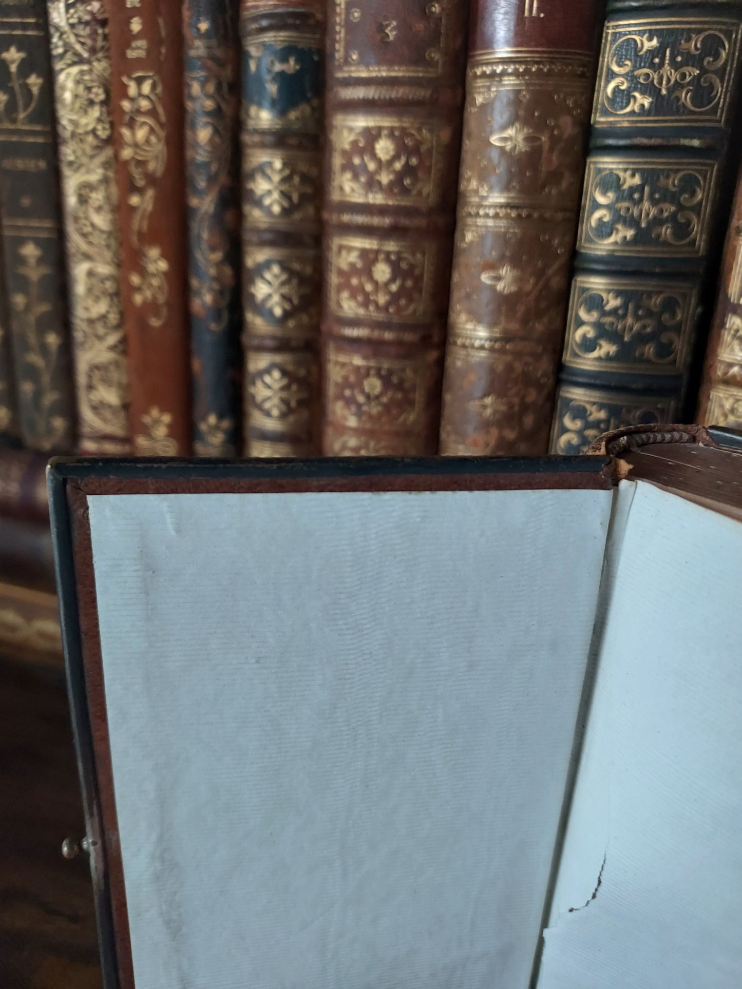 1866 Recueil de Prières | Gauffered Edge & Mary Clasp