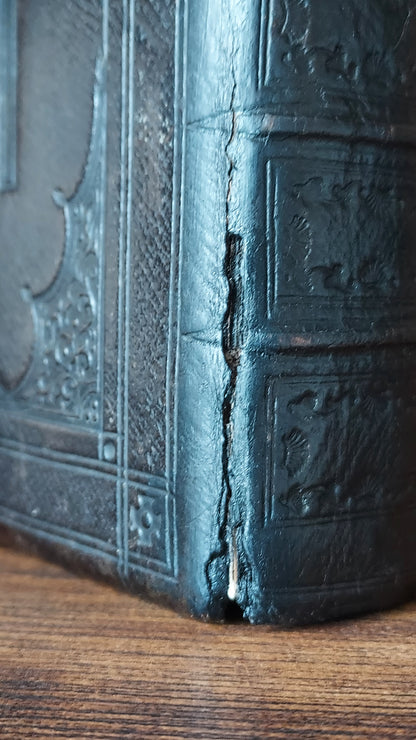 1846 Book of Common Prayer | Rare Gauffered Words and Metal Clasp
