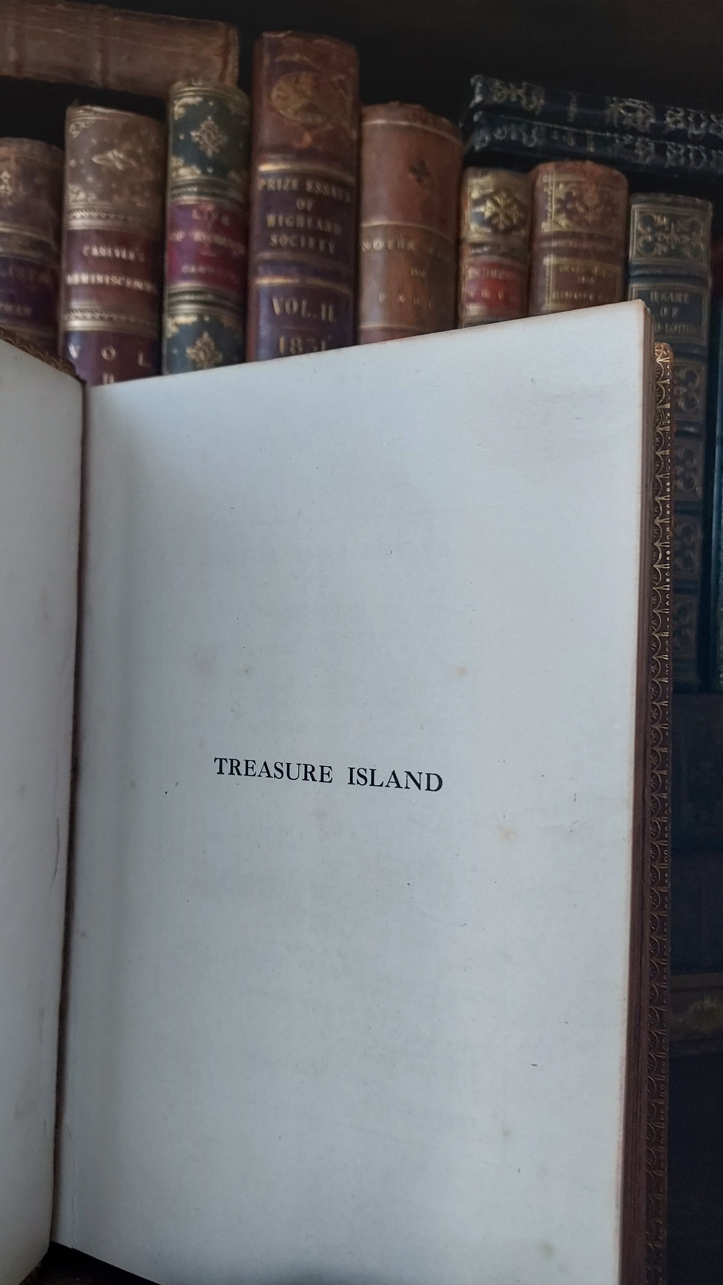 1911 Treasure Island | Prize Binding