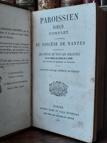 1867 Paroissien romain | Fleur-de-lis Clasp