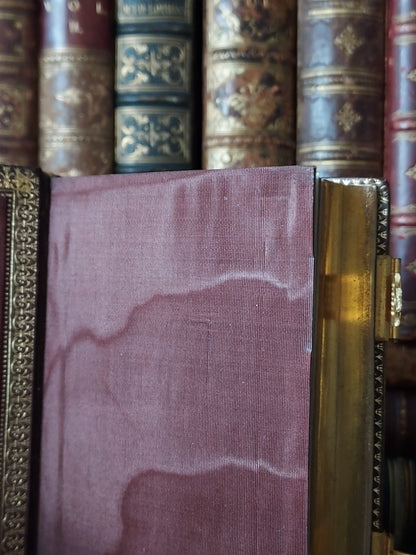 1873 Recueil de prieres: Ornate Double Clasp Binding w/ Paisley Fore-Edge Painting